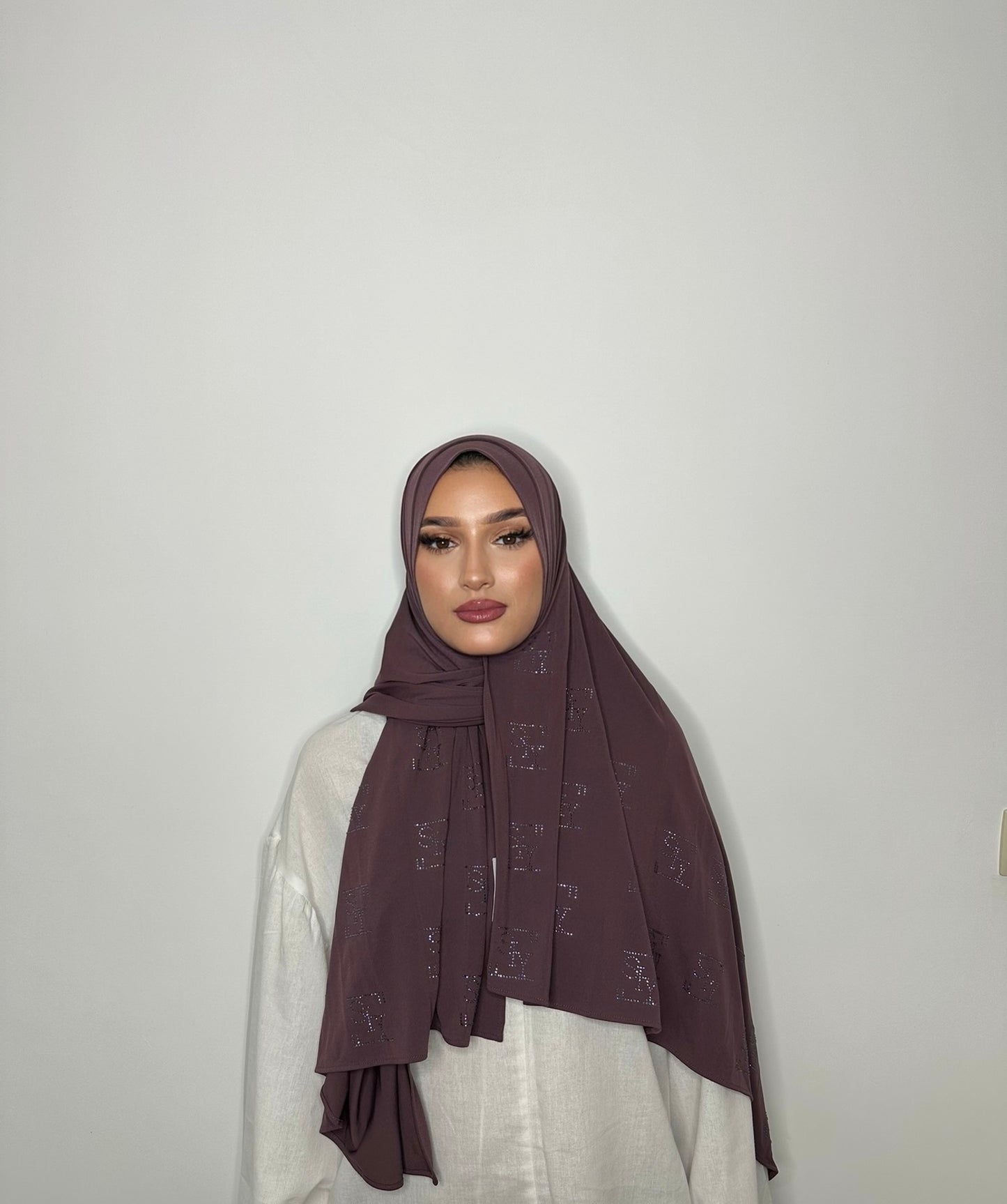 Premium Jersey – Berry Taupe Crystals
