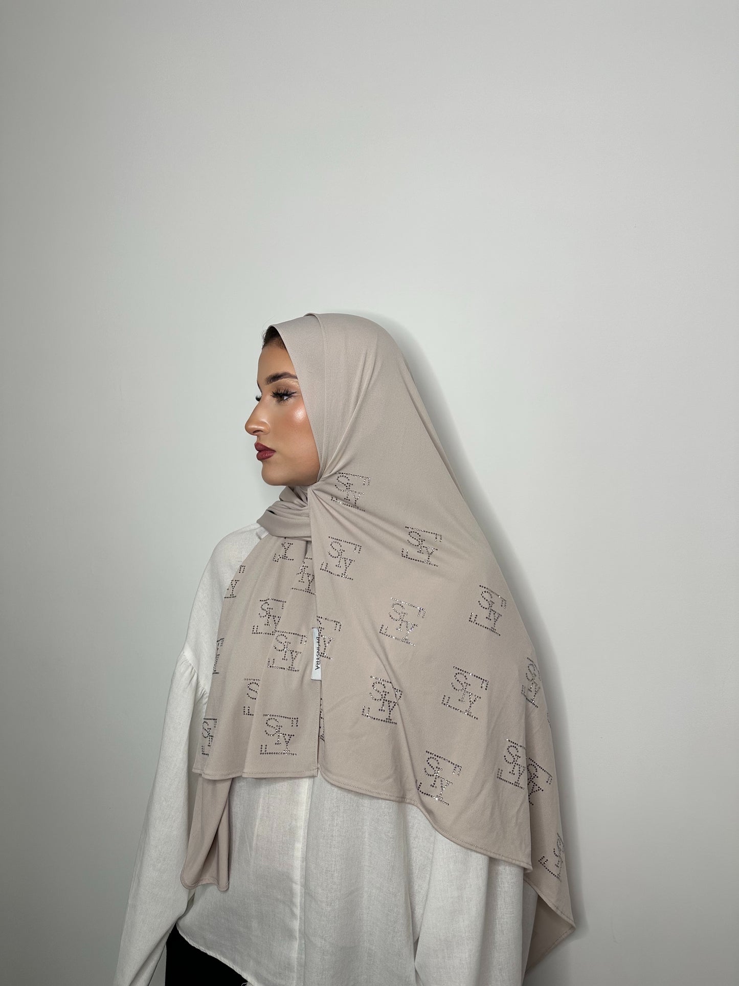 Premium Jersey – Beige Crystals