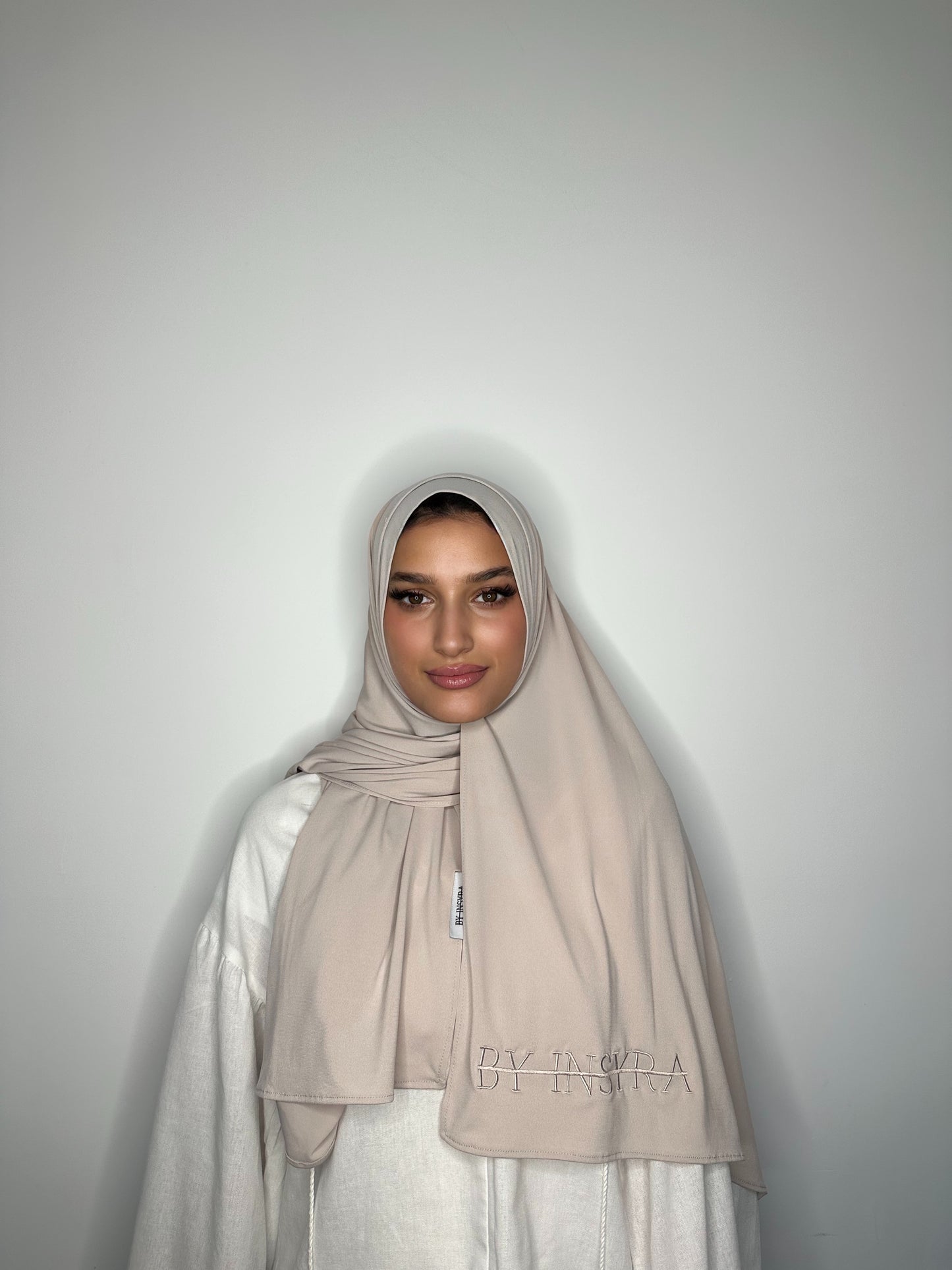 Brodé Jersey Premium Beige